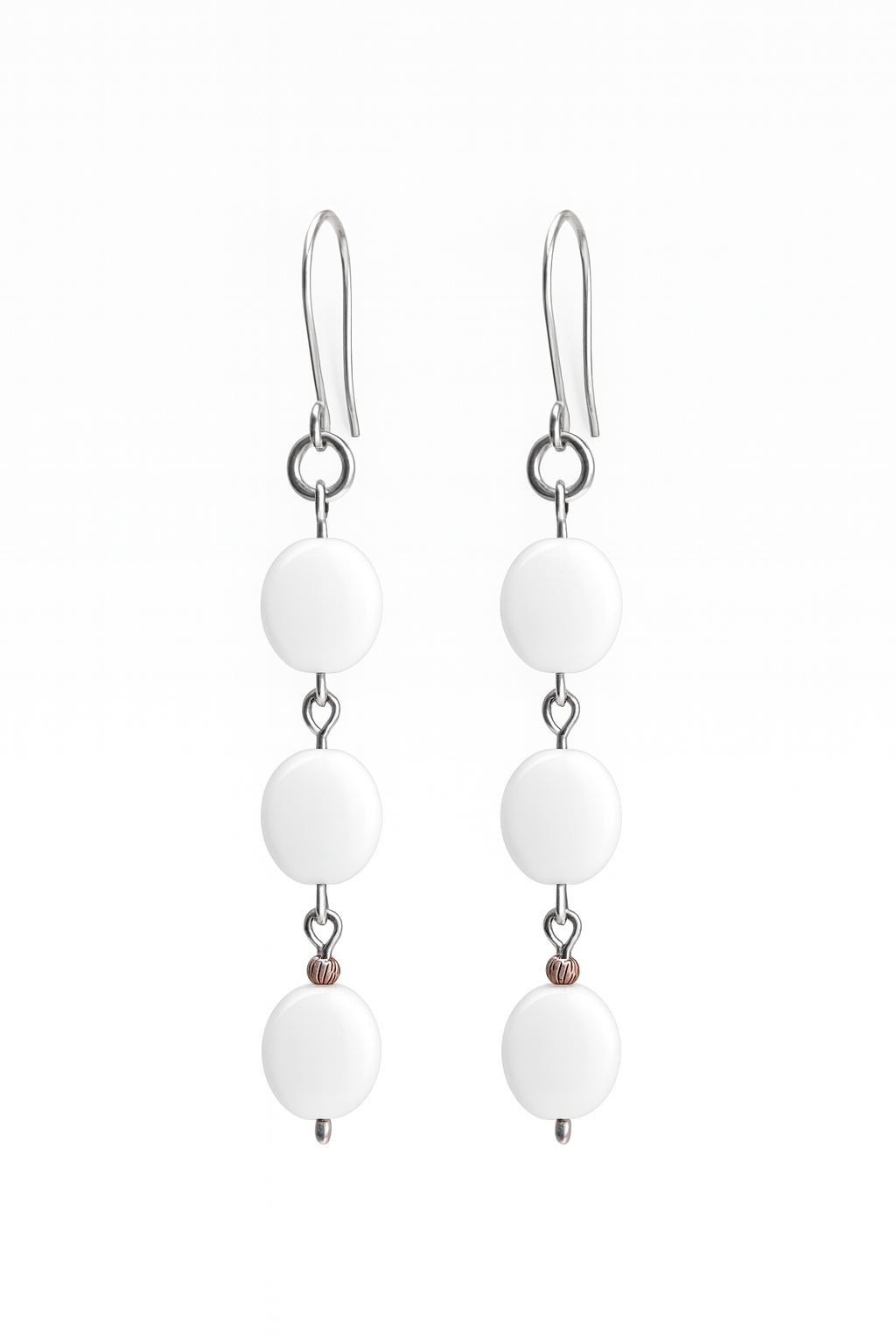 Kolmen soikiohelmen korvakorut