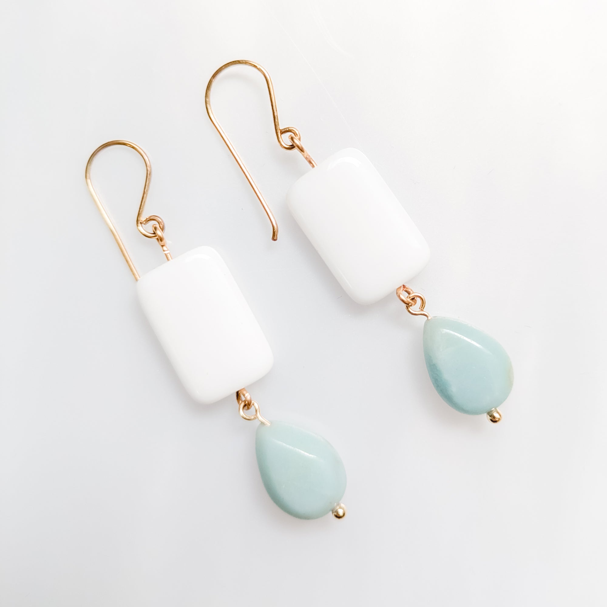 Snowdrop Serenity -korvakorut