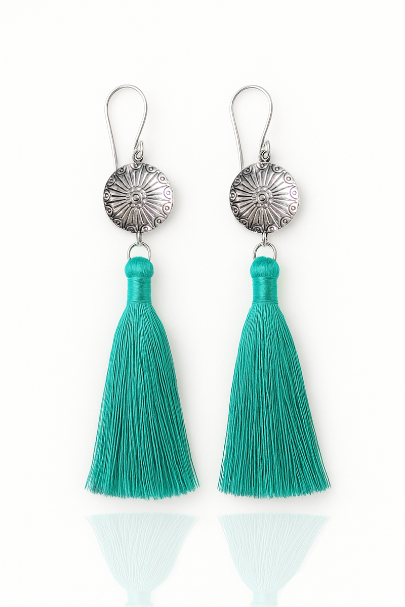 Turquoise Tassel Charm -korvakorut