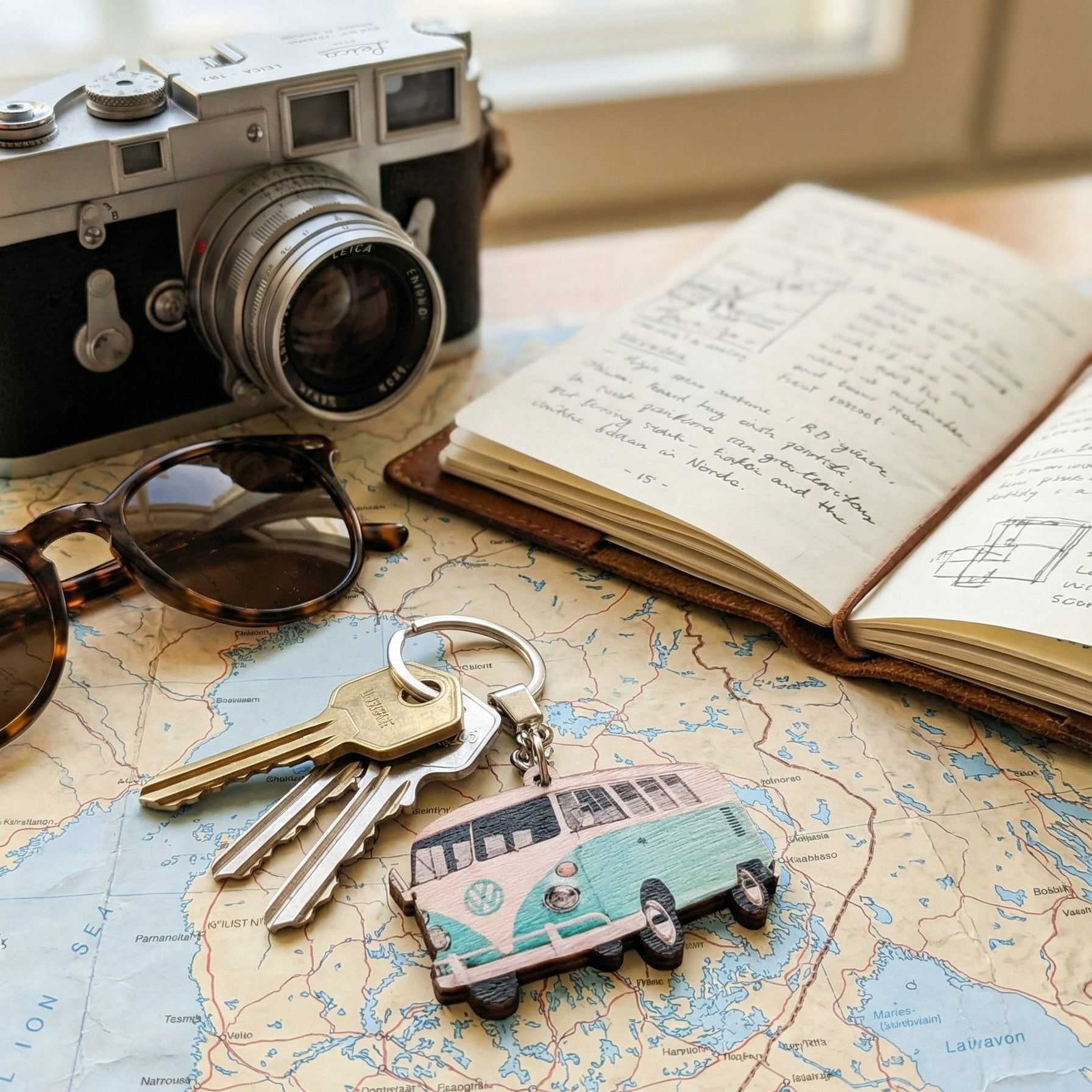 Volkswagen retro buss nyckelring, vintage färger