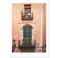 dd620b66-790d-4e83-a27b-63ed8e2a9555