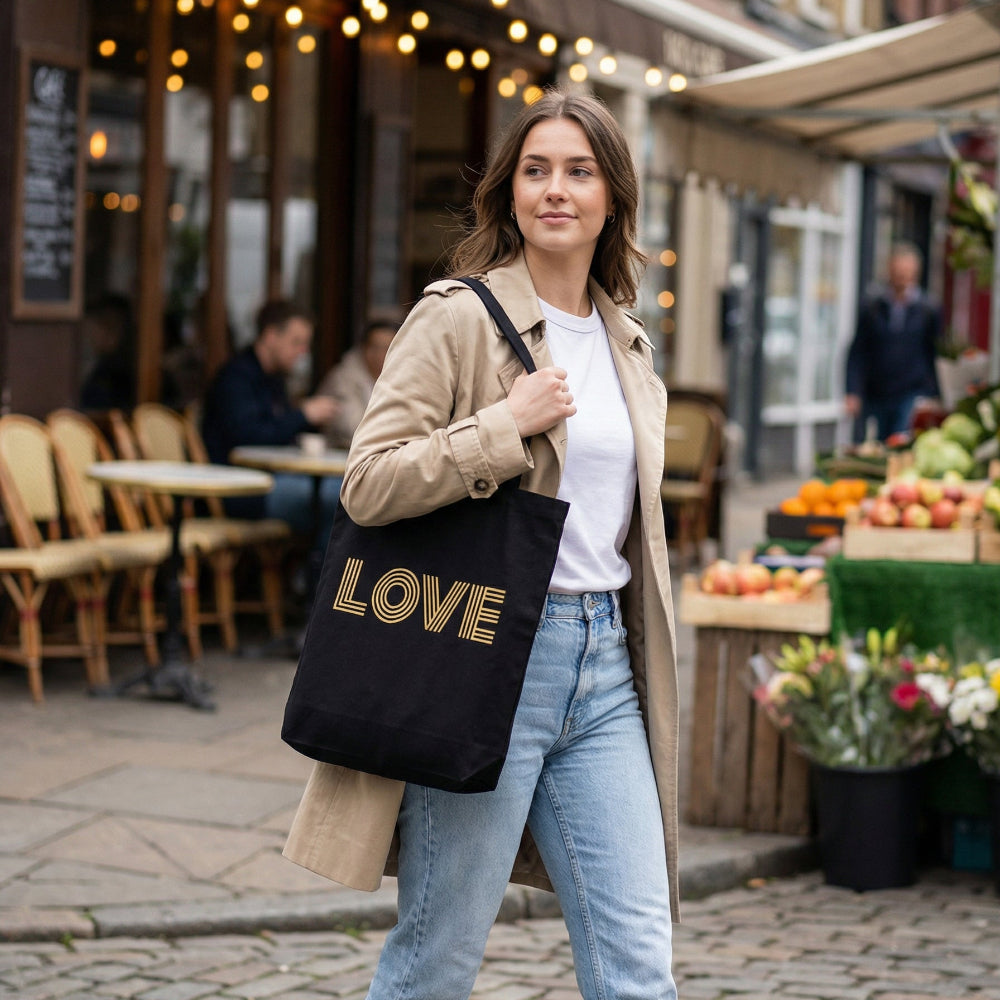 Svart LOVE-väska